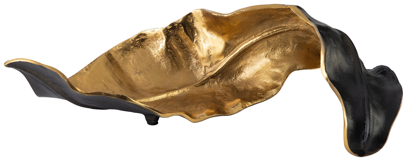 Melinda Sculpture - Premier Furniture & Mattress