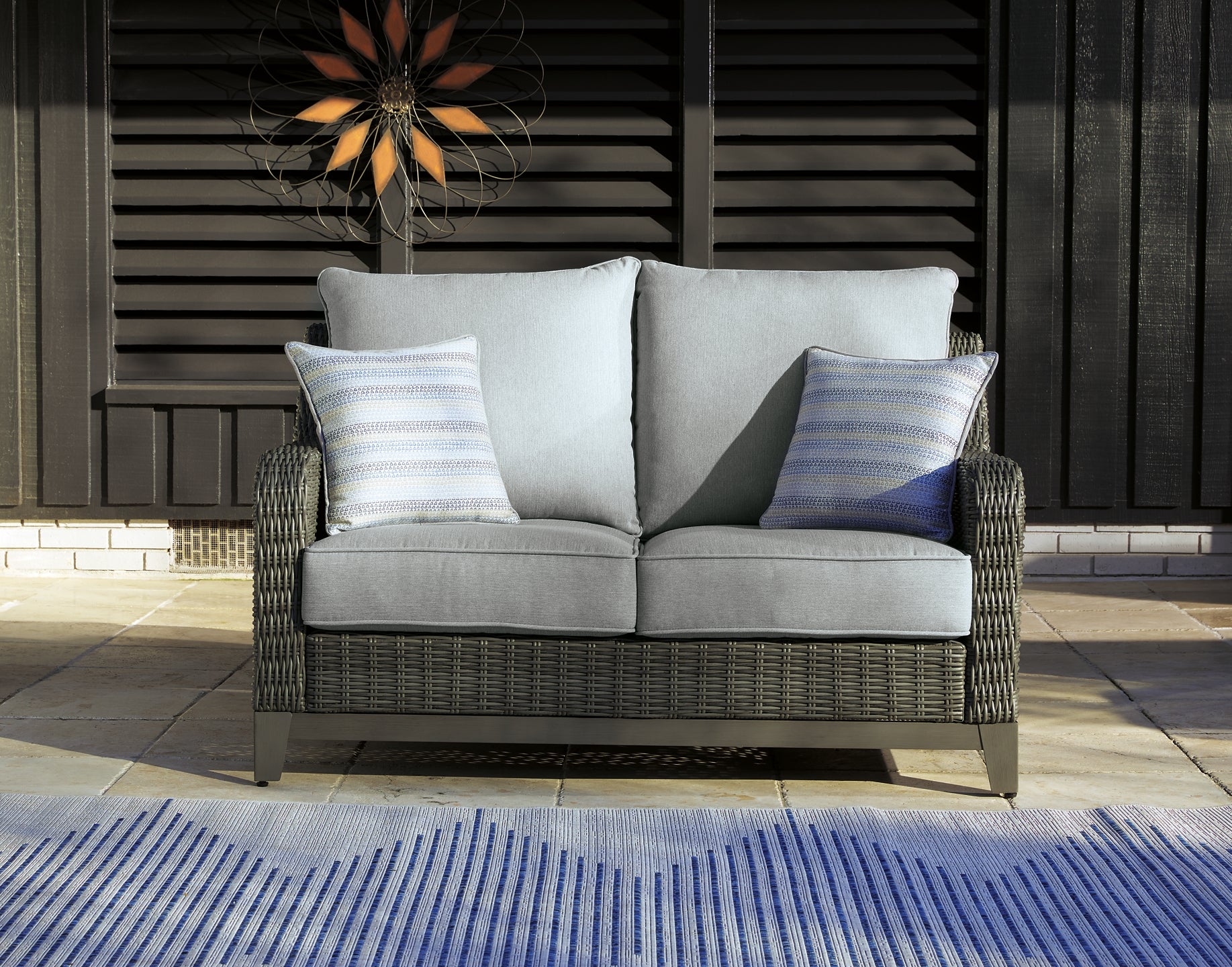 Elite Park Loveseat w/Cushion - Premier Furniture & Mattress