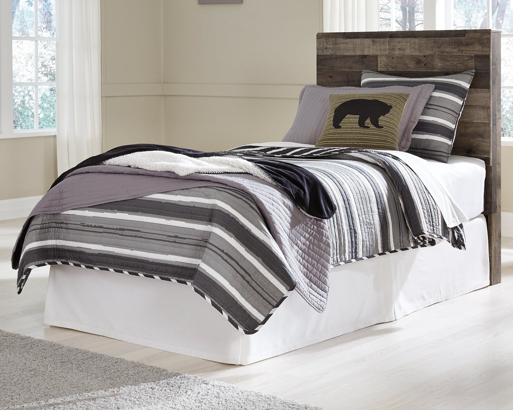 Derekson Twin Panel Headboard with Mirrored Dresser, Chest and Nightstand - Premier Furniture & Mattress