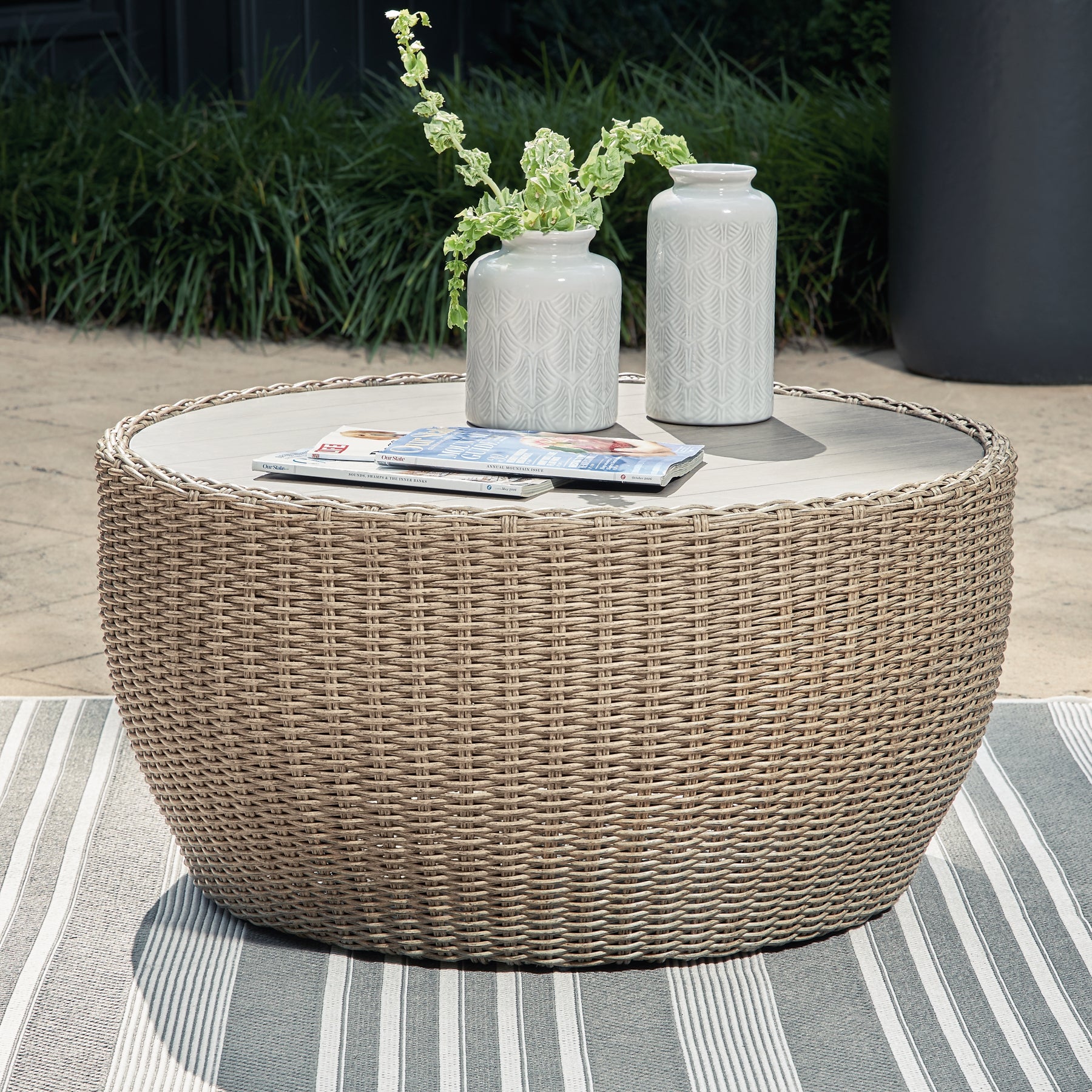 Danson Round Cocktail Table - Premier Furniture & Mattress