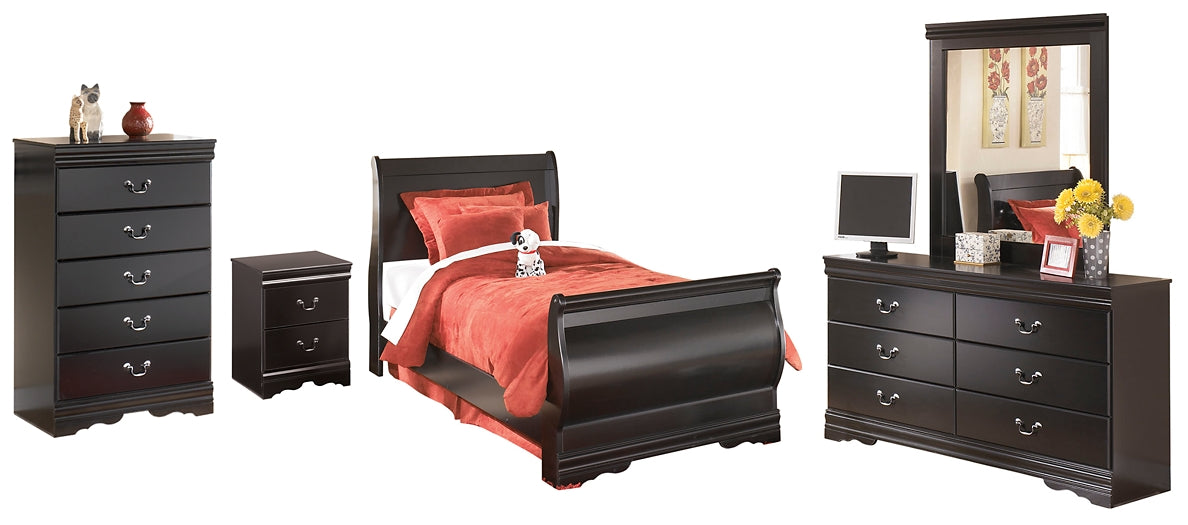 Huey Vineyard Twin Sleigh Bed with Mirrored Dresser, Chest and Nightstand - Premier Furniture & Mattress